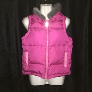 Hannah Anderson’s Pink puffer Vest